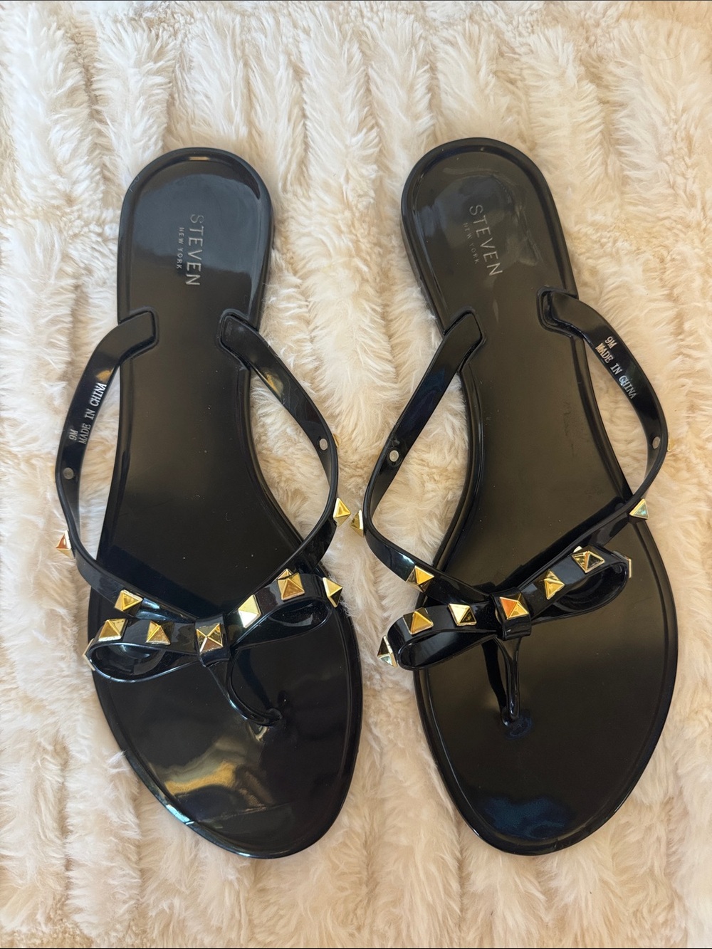 Steven by Steve Madden Black Jelly Sandals with Gold Studs